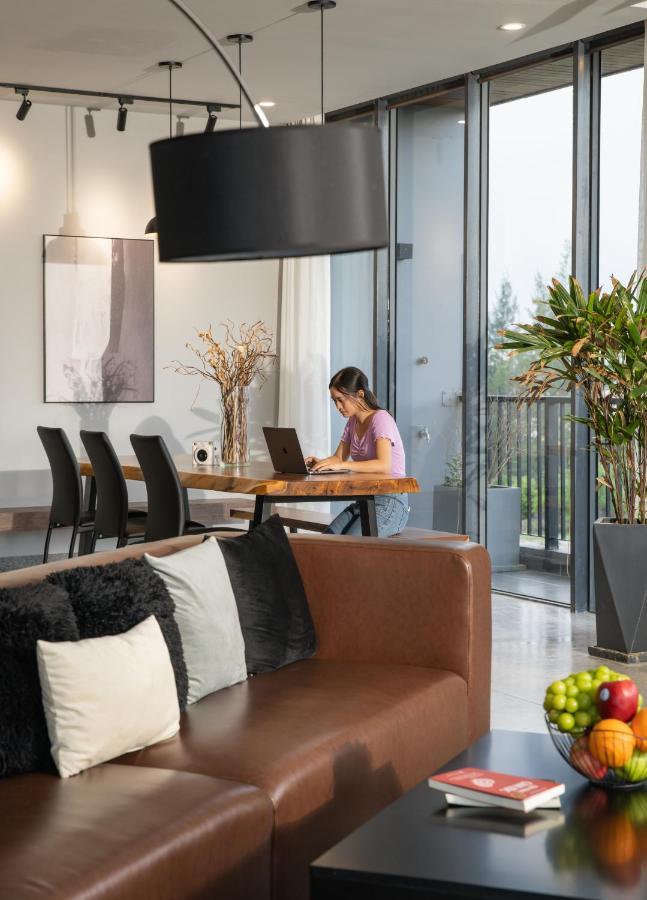 The Sense Apartment - Modern, Near My An Beach 岘港 外观 照片
